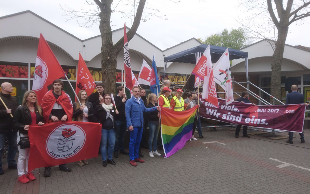 1. MAI KUNDGEBUNG IN SINSEN